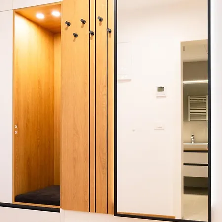 Апартаменты Masarykova - Modern 1-bedroom In Center & Free Parking Любляна
