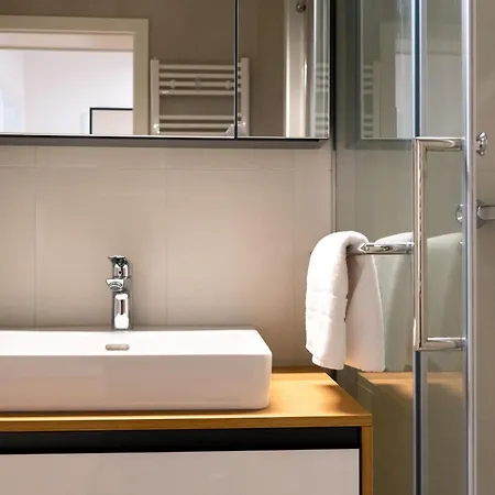 Masarykova - Modern 1-bedroom In Center & Free Parking *