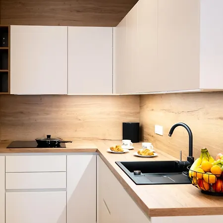 Masarykova - Modern 1-bedroom In Center & Free Parking Любляна