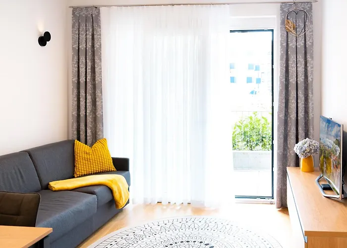 Masarykova - Modern 1-bedroom In Center & Free Parking *