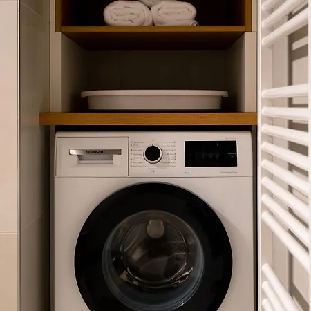 Masarykova - Modern 1-bedroom In Center & Free Parking Apartment